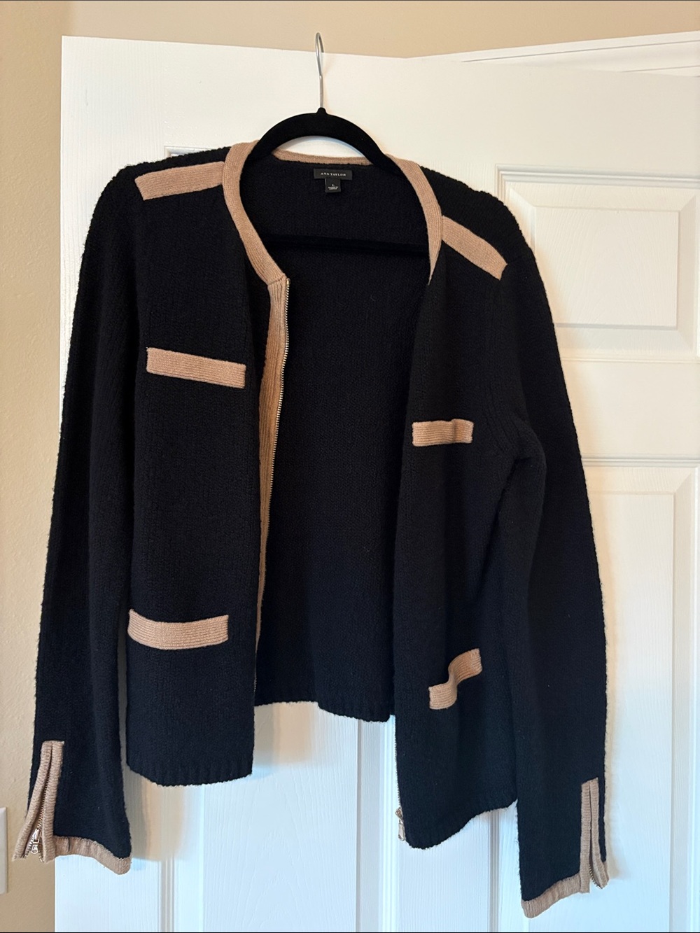Ann Taylor Black with Camel Trim Textured Knit Zip Front Cardigan Jacket